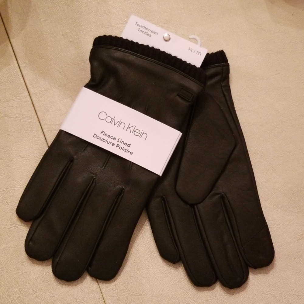 NWT Men's size XL Calvin Klein gloves